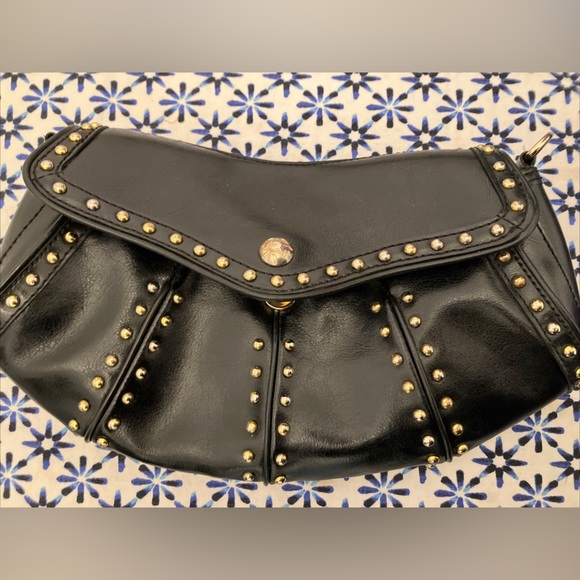 MAXX NEW YORK Black Shoulder bag with gold colored studs - Picture 2 of 4